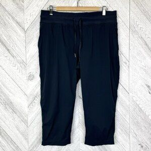 Lululemon Studio Crop II Womens Size 12 Navy Blue 20" Inseam